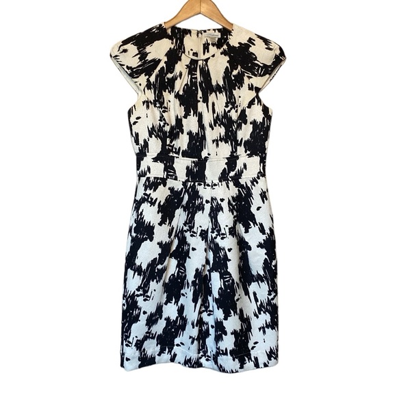 Shoshanna Dresses & Skirts - Shoshanna Black White Cap Sleeve Silk Wool Patterned Women's Sheath Dress 6